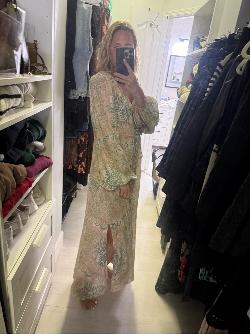 Kivari Maxi Dress Size 8 **FLAW - Picture 2 of 10